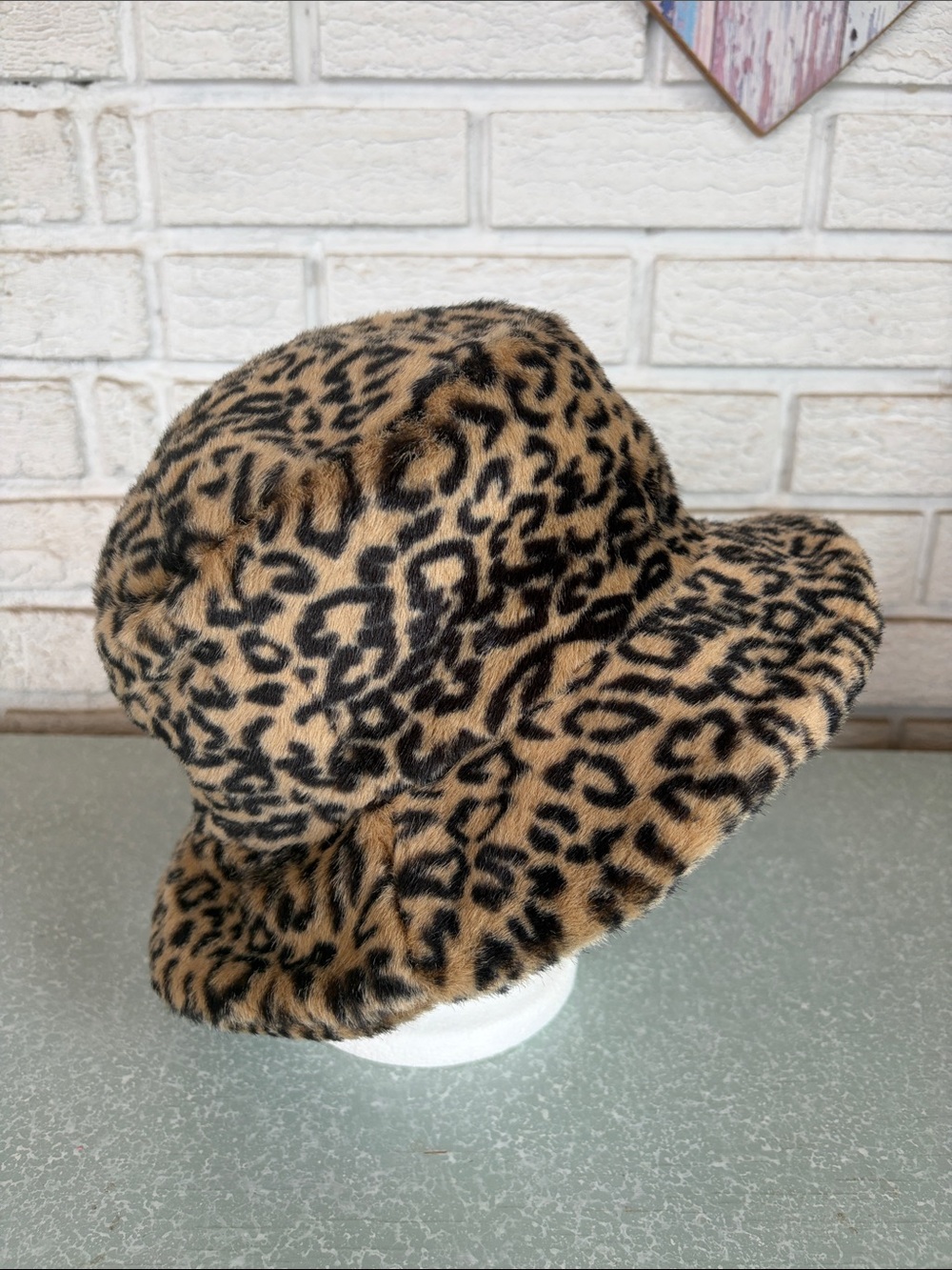 Vintage Liz Claiborne Leopard Faux Fur Bucket Hat Animal Print Y2K - Picture 3 of 8